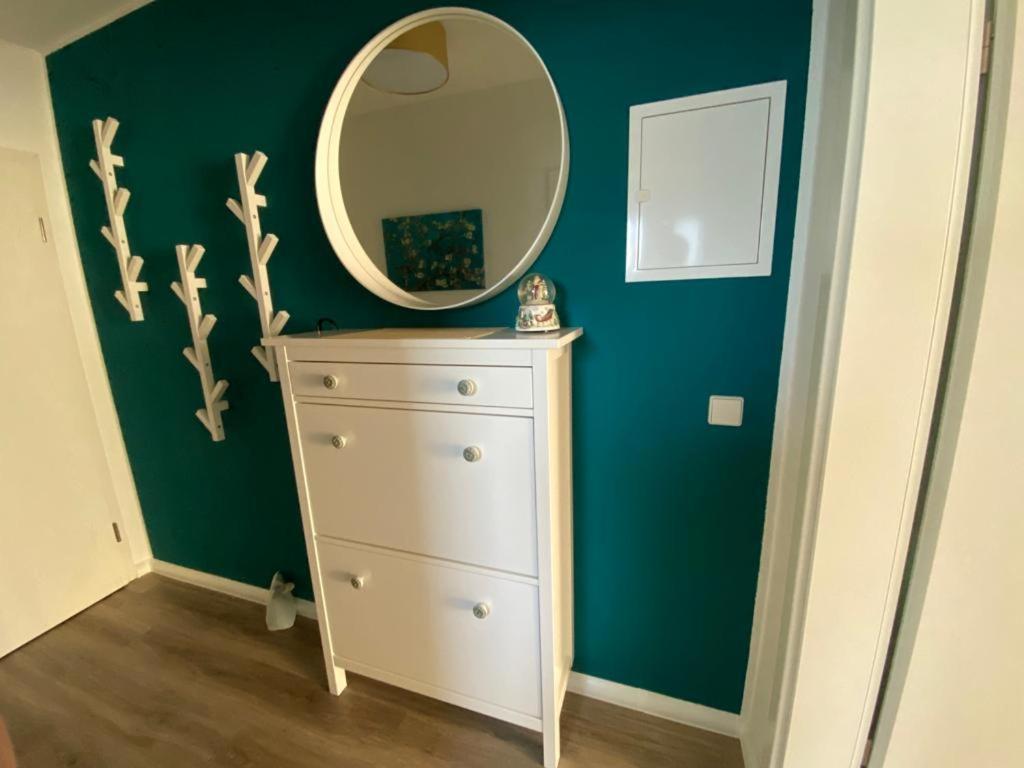 Fewo "Rabennest " Gemuetliche Wohnung Nahe Rabensteinklinikum - Kein Separates Schlafzimmer, Studiowohnung شيمنيتز المظهر الخارجي الصورة