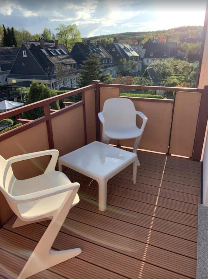 Fewo "Rabennest " Gemuetliche Wohnung Nahe Rabensteinklinikum - Kein Separates Schlafzimmer, Studiowohnung شيمنيتز المظهر الخارجي الصورة