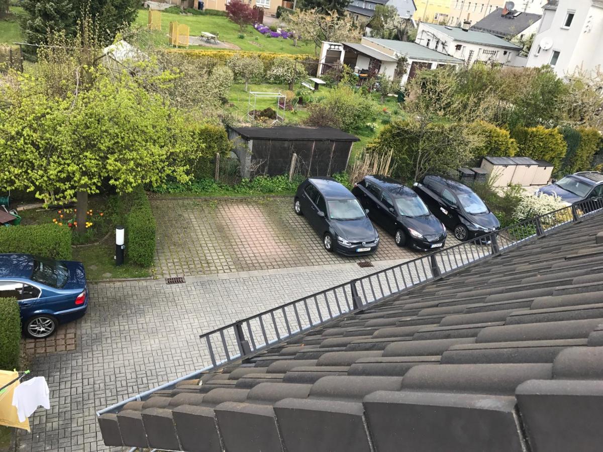Fewo "Rabennest " Gemuetliche Wohnung Nahe Rabensteinklinikum - Kein Separates Schlafzimmer, Studiowohnung شيمنيتز المظهر الخارجي الصورة