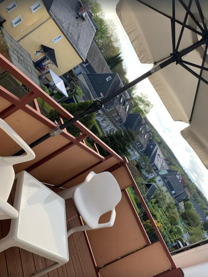 Fewo "Rabennest " Gemuetliche Wohnung Nahe Rabensteinklinikum - Kein Separates Schlafzimmer, Studiowohnung شيمنيتز المظهر الخارجي الصورة