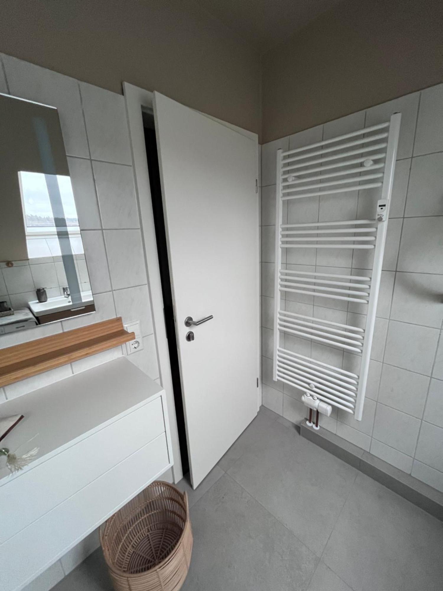 Fewo "Rabennest " Gemuetliche Wohnung Nahe Rabensteinklinikum - Kein Separates Schlafzimmer, Studiowohnung شيمنيتز المظهر الخارجي الصورة